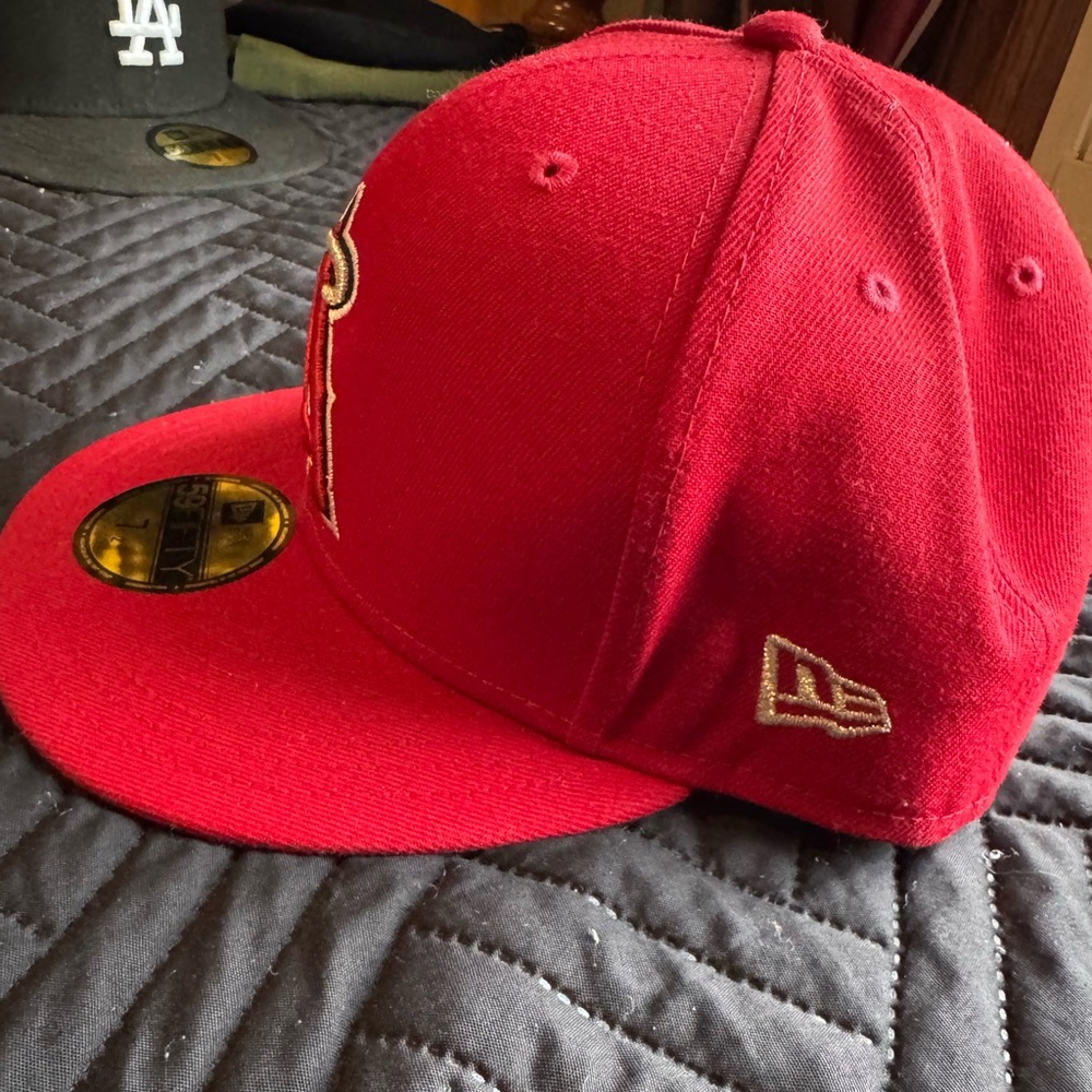 Angels Fitted - Picture 3 of 5